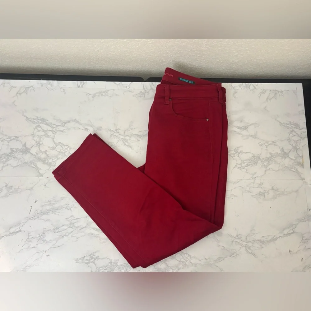 STYLE & CO Denim Women's SKINNY Leg Jeans Sz 6S Short Red Stretch L​